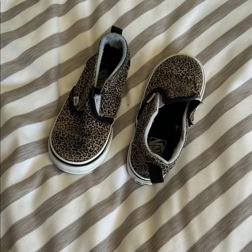 Vans Kids Leopard Print Sneakers